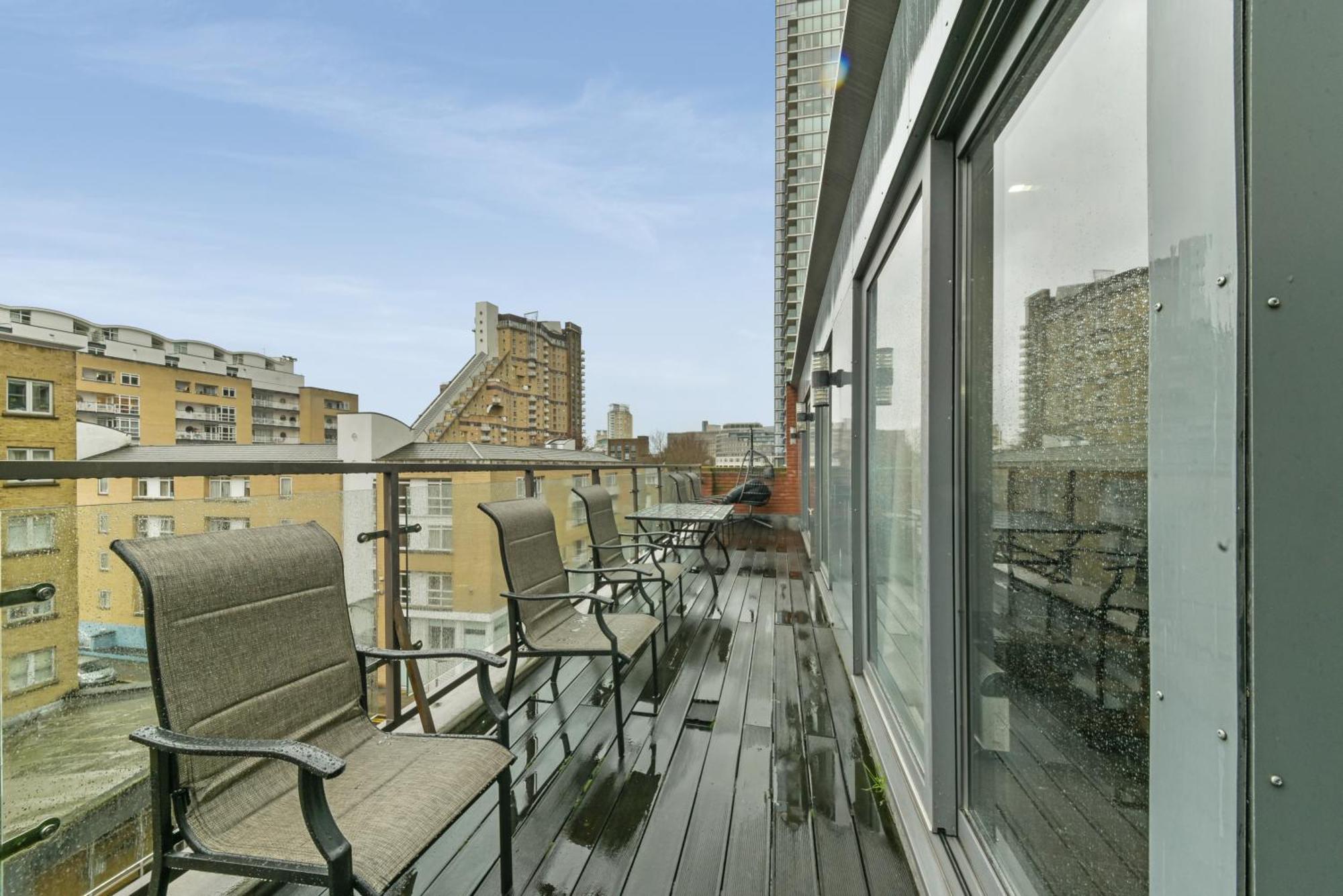 Large 2 Bed 2 Bath Flat With Patio, Canary Wharf Appartamento *